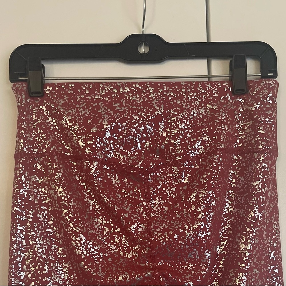 Sweaty Betty Red Terrazo Foil Print Goddess - Picture 9 of 12